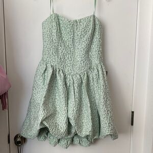 B DARLIN Green Floral Strapless Dress NWT ✨